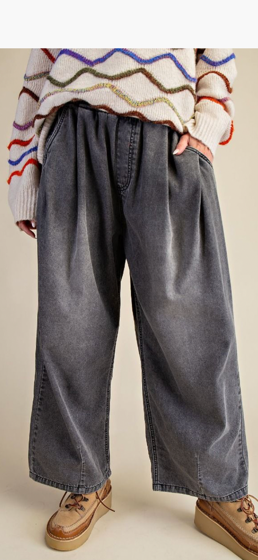 Elastic Waist Loose Fit Pleated Washed Black Denim Jeans